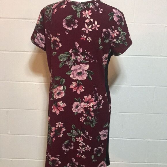 Rue Flowered Dress  2X - Picture 6 of 9